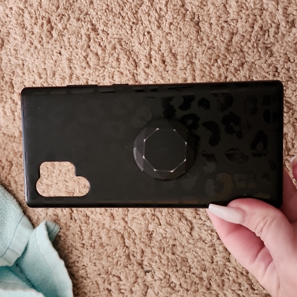 Galaxy note 10 plus velvet caviar case and pop socket